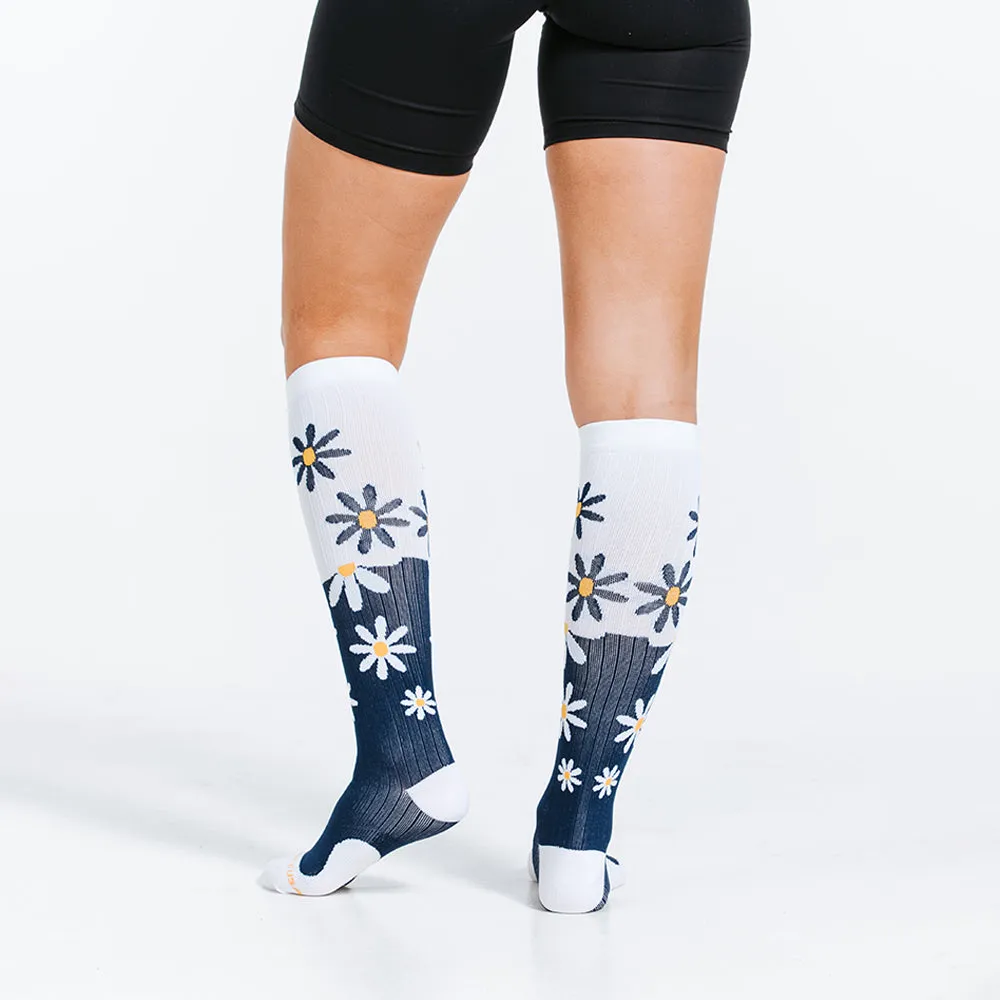 Marathon, Navy Blue Daisies